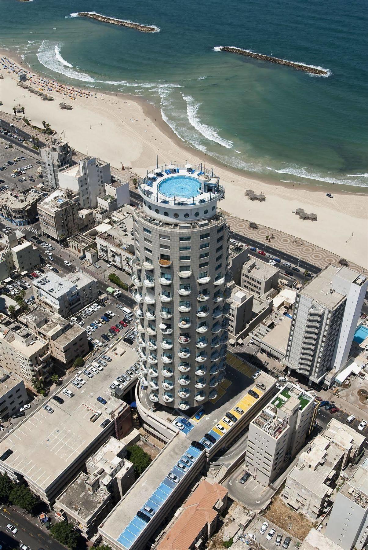 Sea Tower By Isrotel Design Тел Авив Екстериор снимка