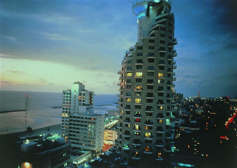 Sea Tower By Isrotel Design Тел Авив Екстериор снимка